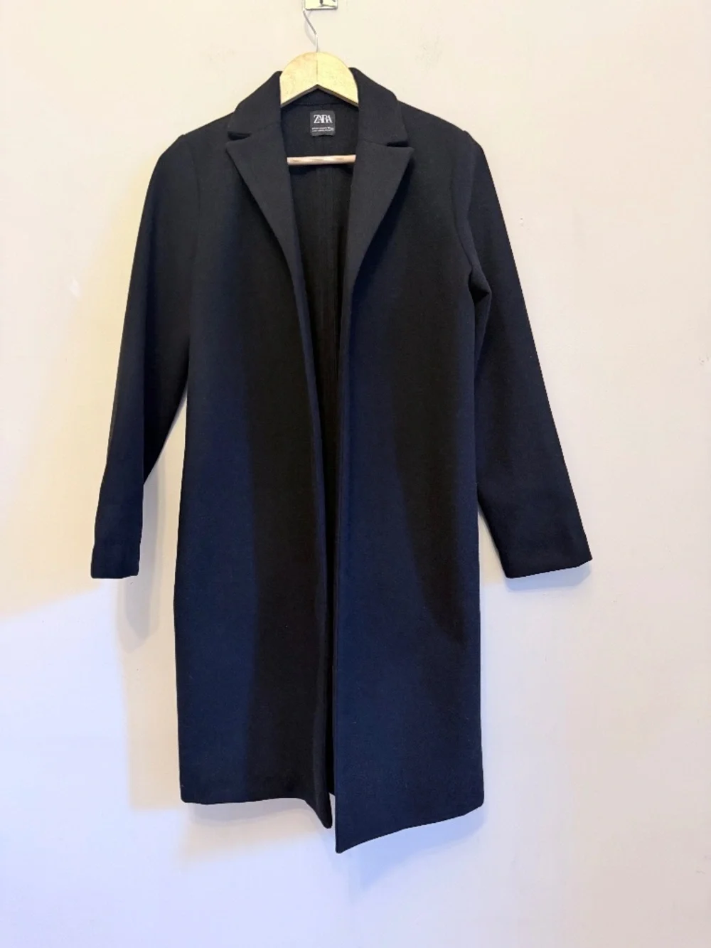 Zara Felt Texture Coat in Black Size Medium - Picture 1 of 14